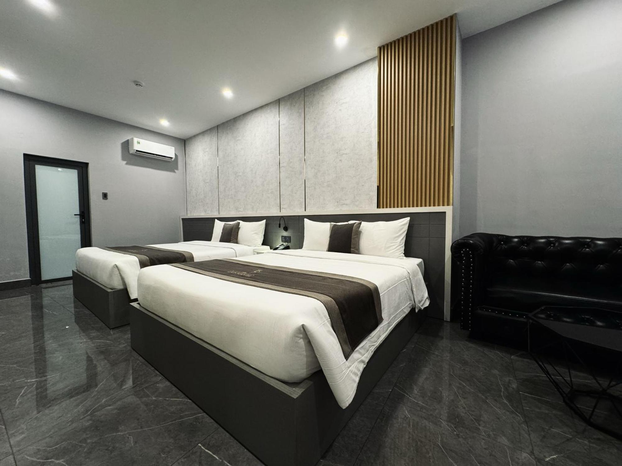Lion 9 Hotel Can Tho Exterior photo